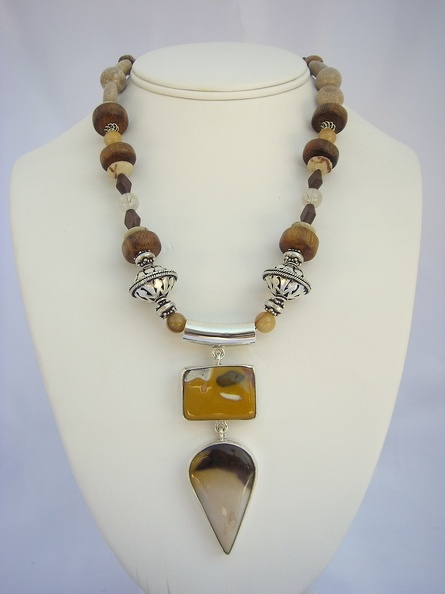 Double_sterling_pendant_with_mookite_and_jasper.jpg